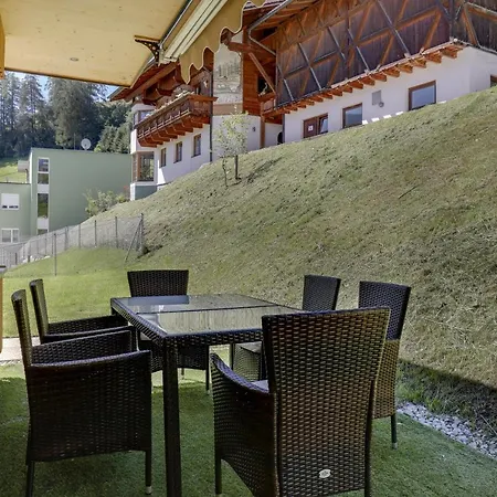 Habicht Apartament *